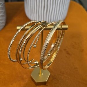 FASHION JEWELRY Gold  Toned  ASSORTED Bangle Set OF 6.